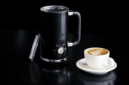 Vlues për qumësht Koenic KMF 15321 B, 500W, 300ml, i zi